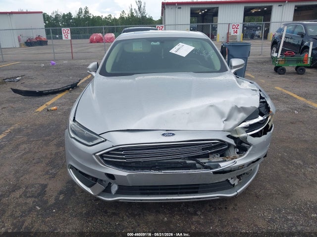 2018 FORD FUSION SE 12