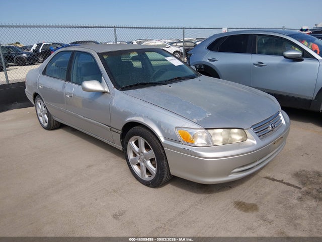 2000 TOYOTA CAMRY LE