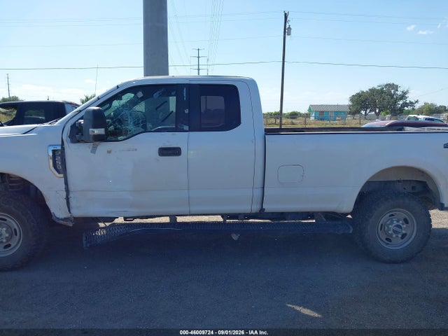 2019 FORD F-250 XL 14