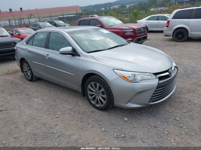 2015 TOYOTA CAMRY XLE