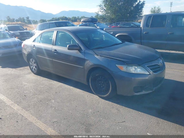2011 TOYOTA CAMRY LE