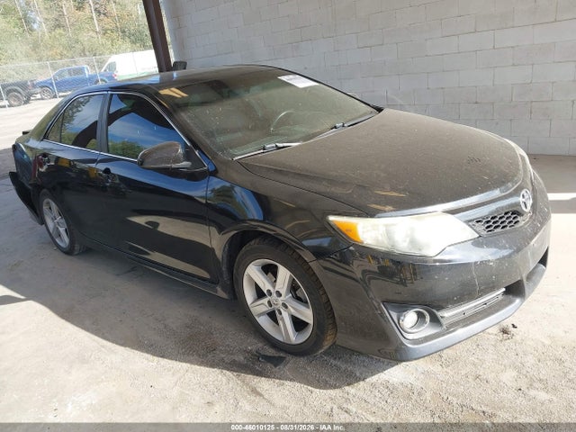 2012 TOYOTA CAMRY SE