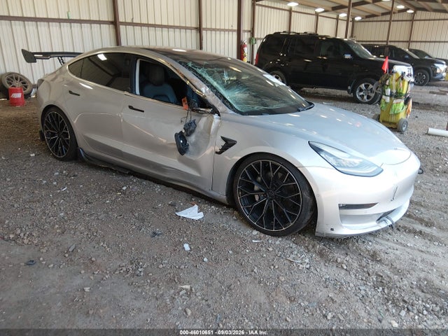 2018 TESLA MODEL 3 LONG RANGE/MID RANGE