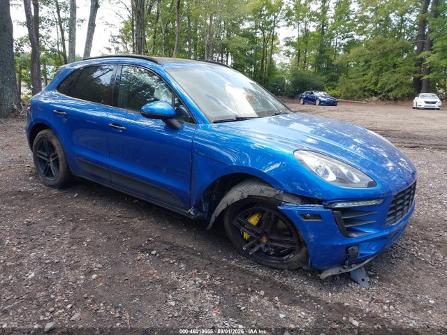 2018 PORSCHE MACAN 