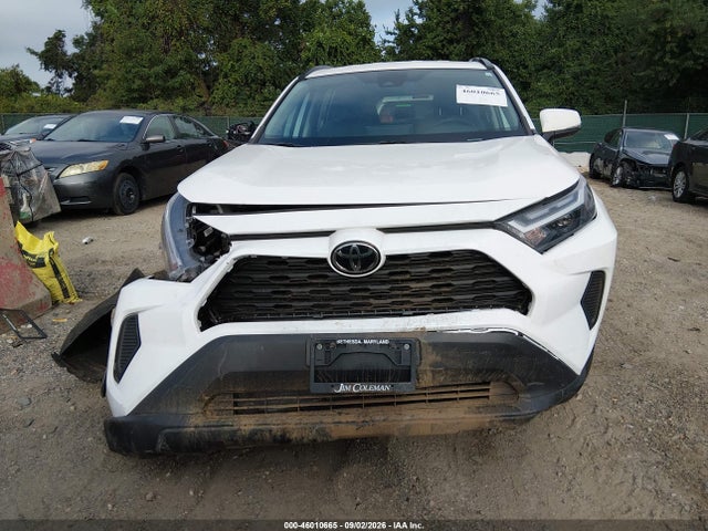 2023 TOYOTA RAV4 XLE 13