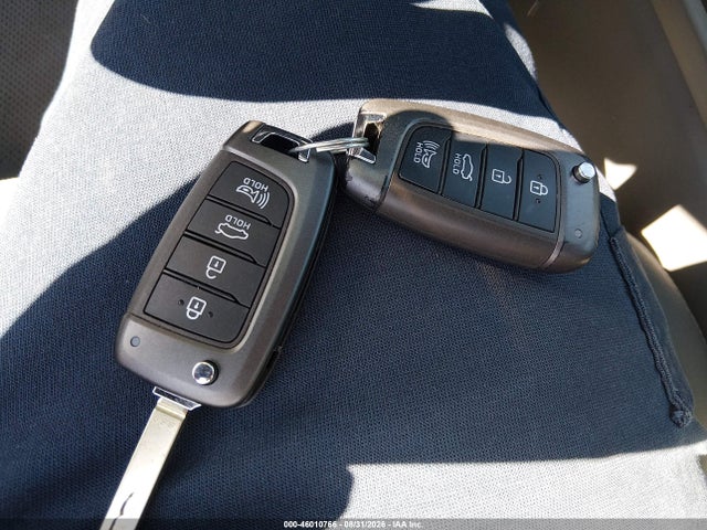 2021 HYUNDAI ELANTRA SE 11