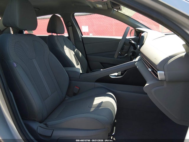 2021 HYUNDAI ELANTRA SE 5