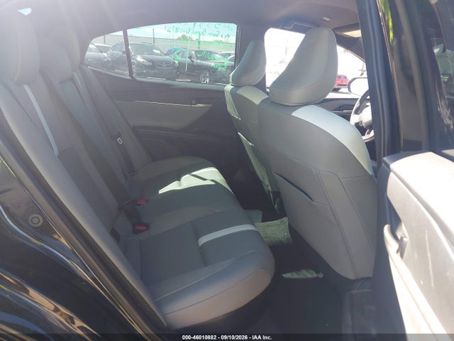 2025 TOYOTA CAMRY SE 8