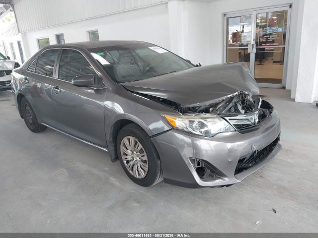2014 TOYOTA CAMRY LE
