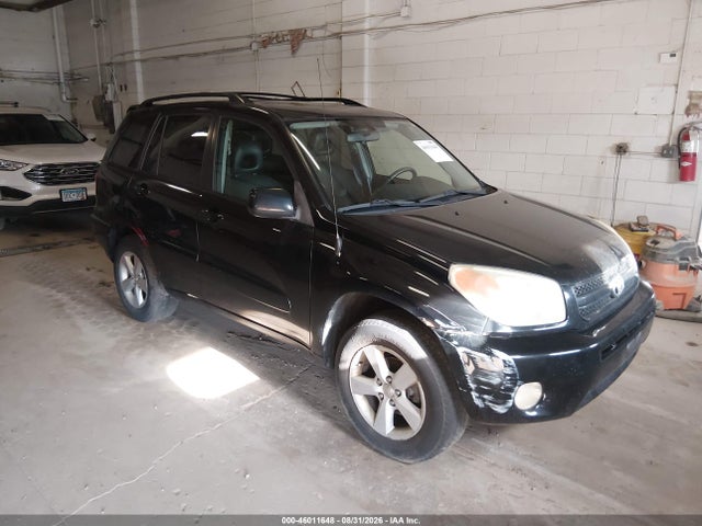 2004 TOYOTA RAV4 