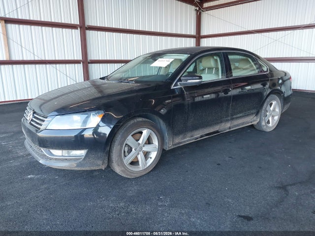 2015 Volkswagen PASSAT 1.8T LIMITED EDITION — фото 2