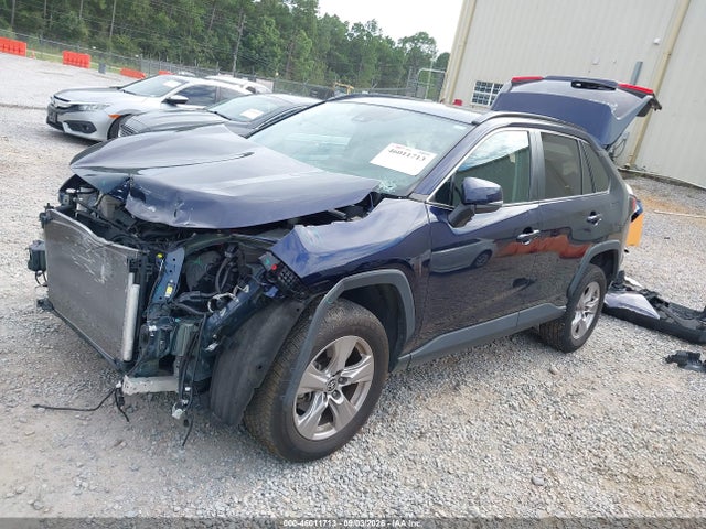 2023 TOYOTA RAV4 XLE 2