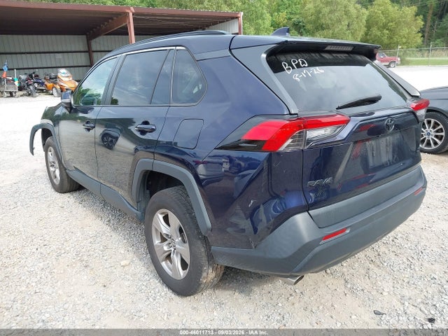2023 TOYOTA RAV4 XLE 3