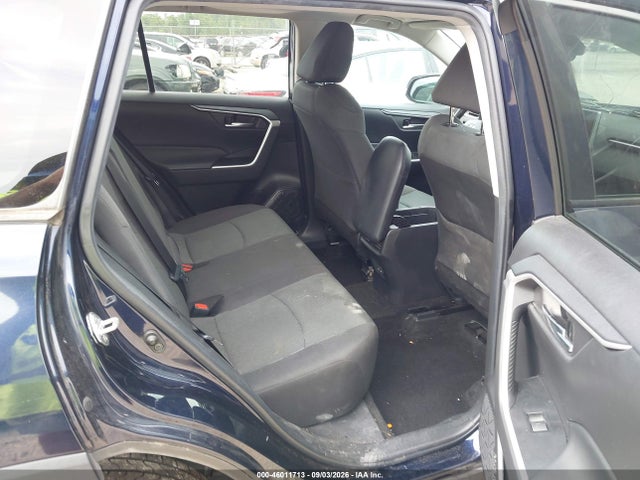 2023 TOYOTA RAV4 XLE 8