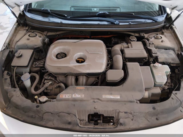 2016 Hyundai SONATA HYBRID SE — фото 10