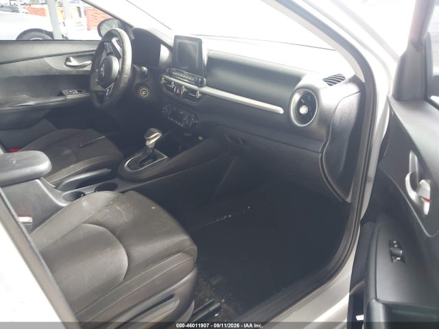 2019 KIA FORTE LXS 5