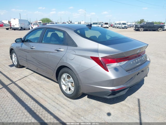 2023 HYUNDAI ELANTRA SE 3