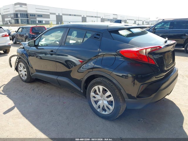 2019 TOYOTA C-HR LE 3