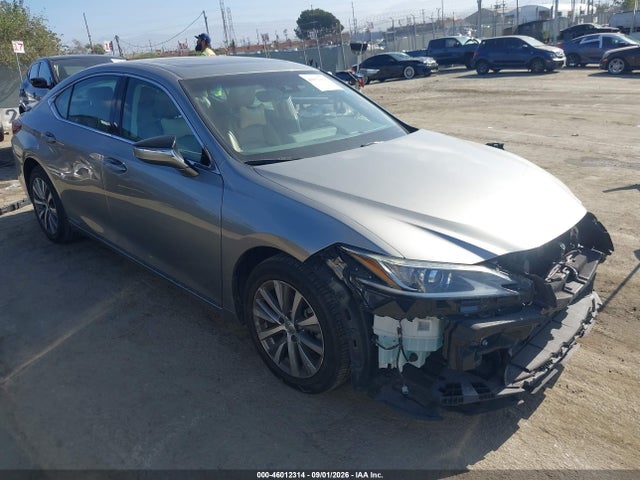 2020 Lexus ES 300H