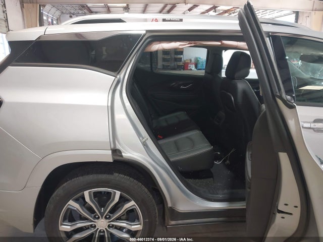2019 GMC TERRAIN DENALI 8