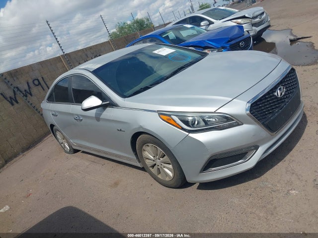 2017 HYUNDAI SONATA SE