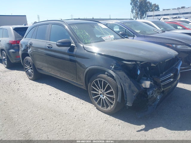2019 MERCEDES-BENZ GLC 300 