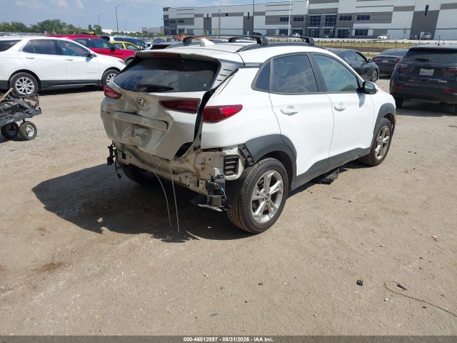 2023 HYUNDAI KONA SEL 4