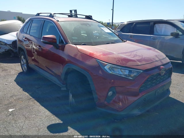 2021 TOYOTA RAV4 XLE