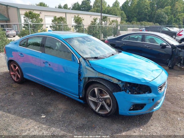 2015 VOLVO S60 T6 R-DESIGN PLATINUM