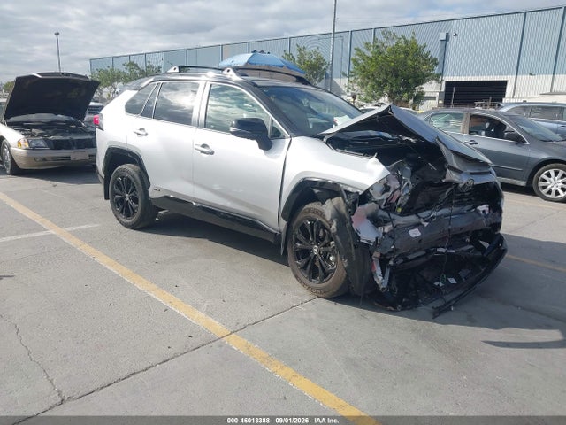 2025 TOYOTA RAV4 XSE