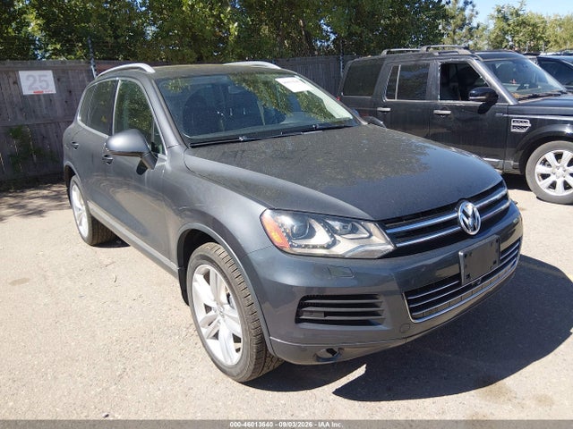 2014 VOLKSWAGEN TOUAREG TDI EXECUTIVE