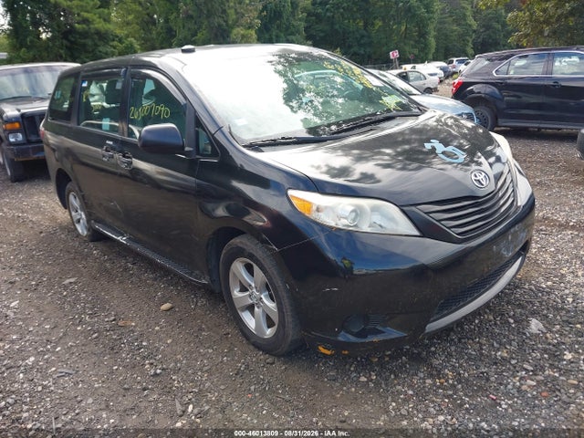 2016 TOYOTA SIENNA L 7 PASSENGER