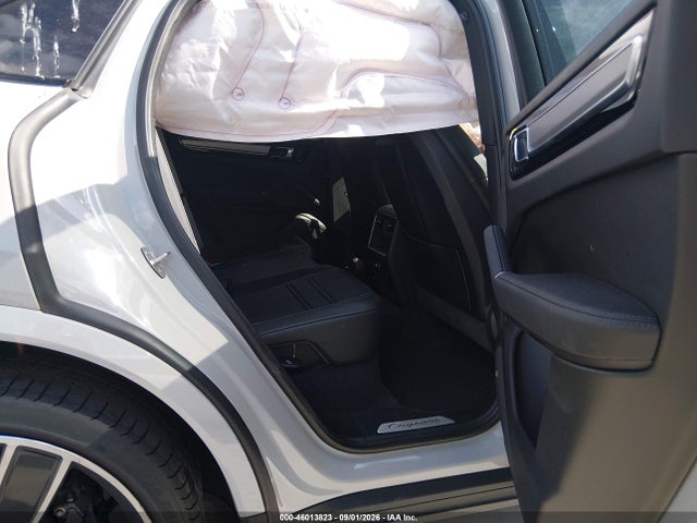 2023 PORSCHE CAYENNE COUPE PLATINUM EDITION 8