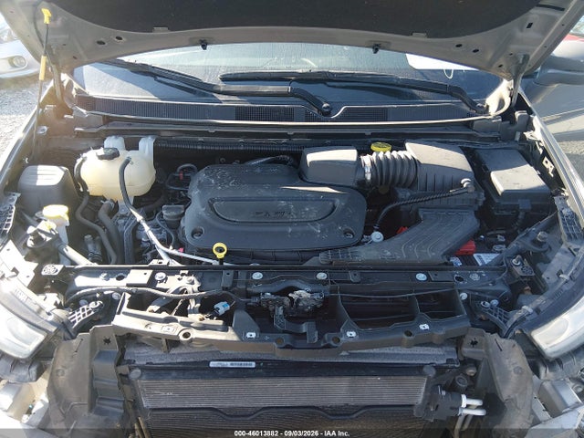 2021 CHRYSLER PACIFICA TOURING AWD 10