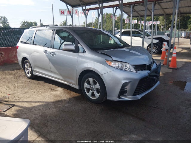 2020 TOYOTA SIENNA LE