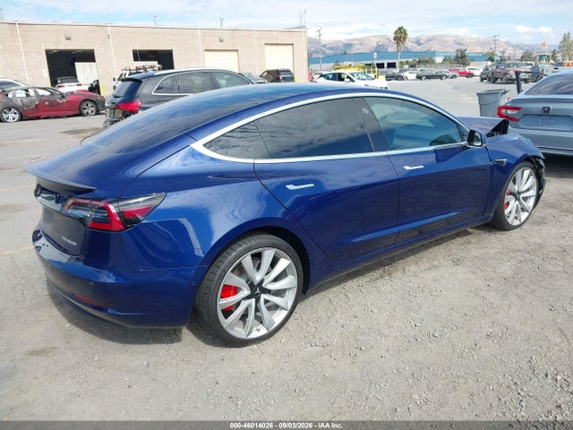 2018 TESLA MODEL 3 LONG RANGE/PERFORMANCE 4