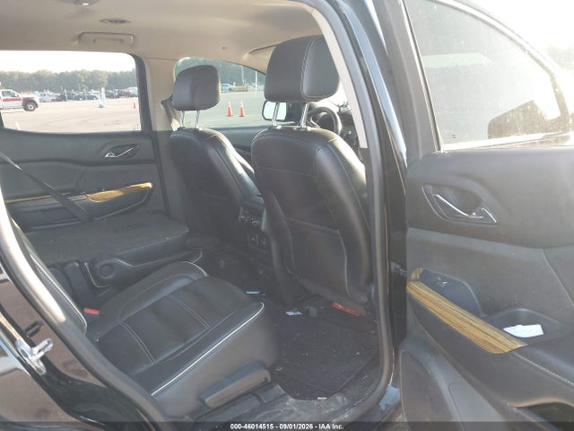 2017 GMC ACADIA DENALI 8