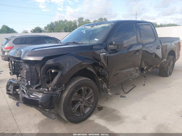 2023 FORD F-150 XLT 2