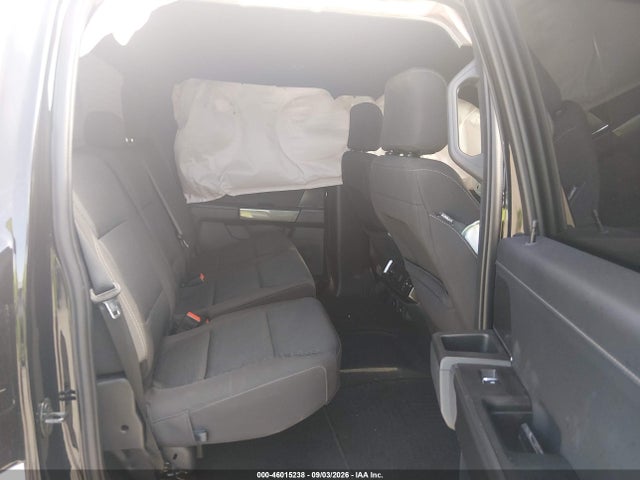 2023 FORD F-150 XLT 8