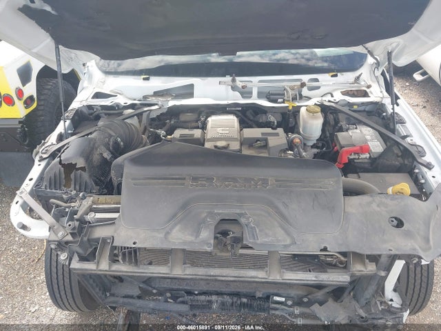 2023 RAM 5500 CHASSIS TRADESMAN/SLT 10
