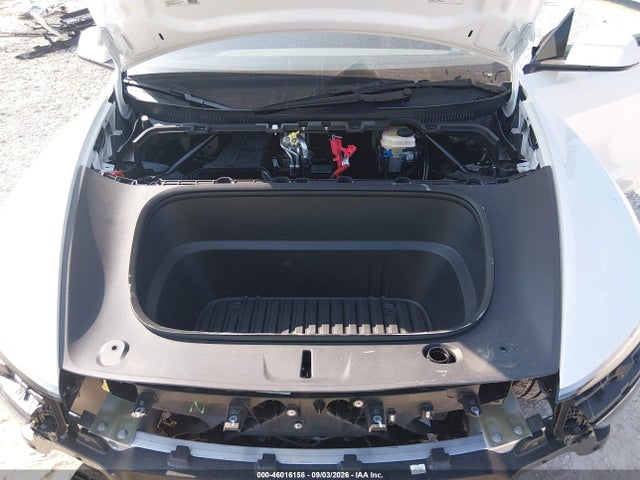 2026 TESLA MODEL Y 10