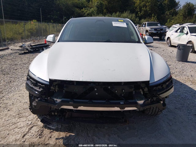 2026 TESLA MODEL Y 12