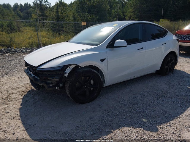 2026 TESLA MODEL Y 2