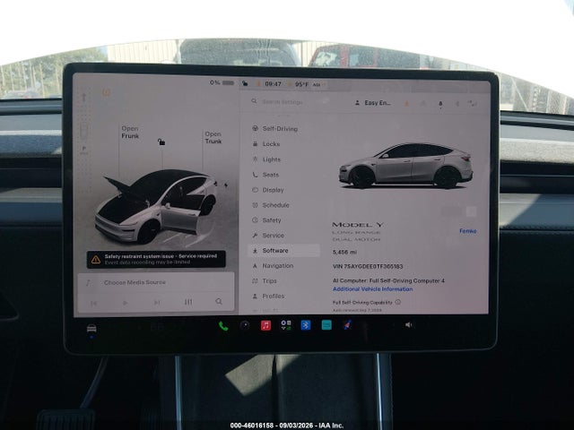 2026 TESLA MODEL Y 7