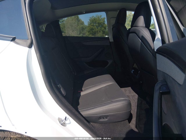 2026 TESLA MODEL Y 8