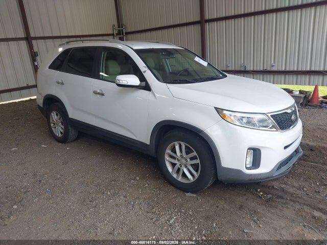 2014 KIA SORENTO LX