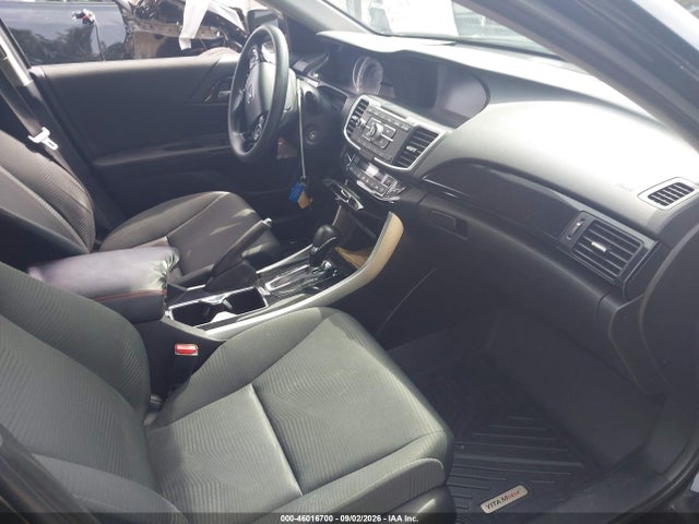 2017 HONDA ACCORD LX 5