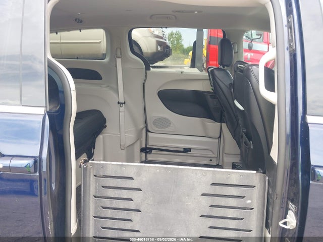 2018 CHRYSLER PACIFICA TOURING L PLUS 8