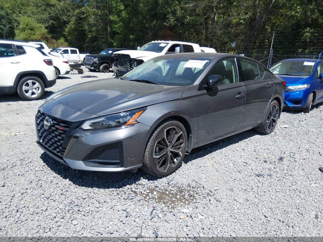 2023 NISSAN ALTIMA SR FWD 2