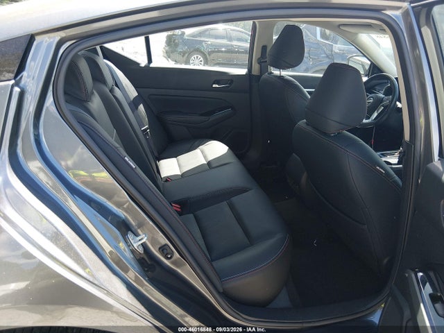 2023 NISSAN ALTIMA SR FWD 8